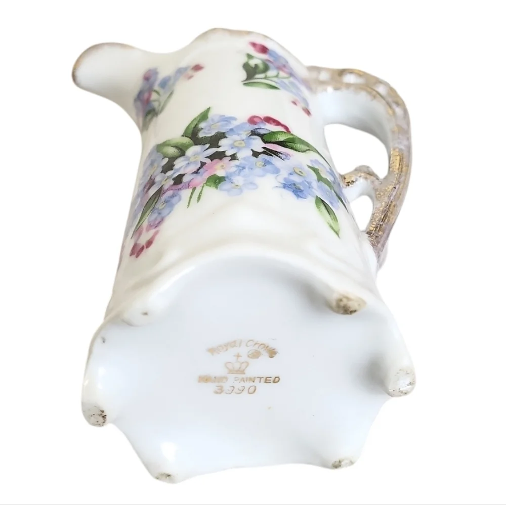 Vintage Royal Crown Hand Painted Gold Trim Floral Creamer 5 1/8
